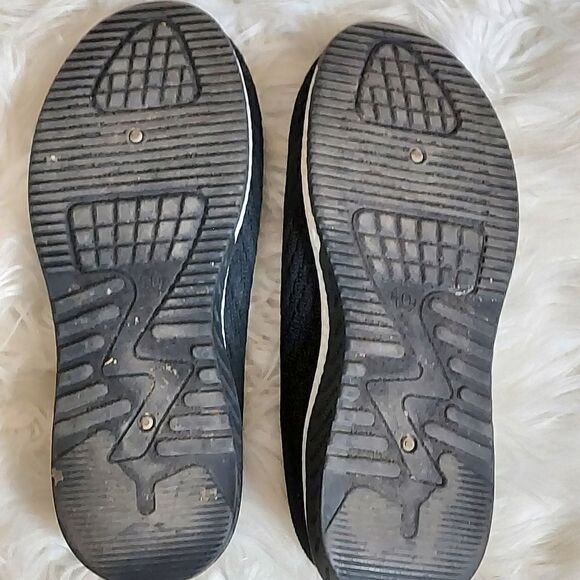 Red by Marc Ecko soft sole Pull-on sneakers - Picture 9 of 11